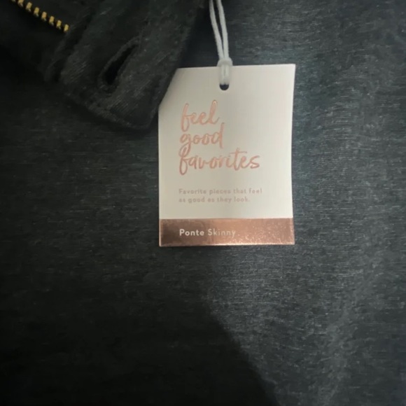 LC Lauren Conrad High-Rise Plus Size Super Skinny Pants - Picture 4 of 5